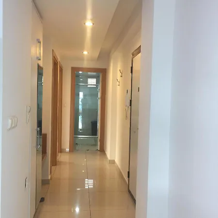 2 Bedroom Flat In Location In Διαμέρισμα Αλάνια